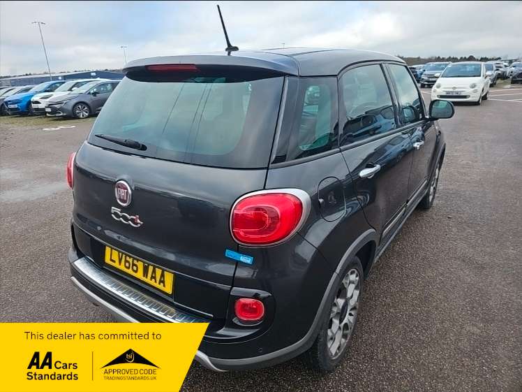 A 2016 FIAT 500L 1.3 MULTIJET TREKKING DUALOGIC A 2016 FIAT 500L 1.3 MULTIJET TREKKING DUALOGIC