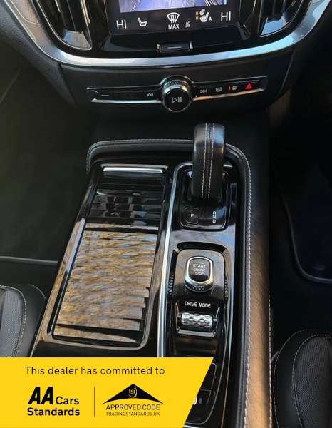 2020 VOLVO S60 2020 VOLVO S60