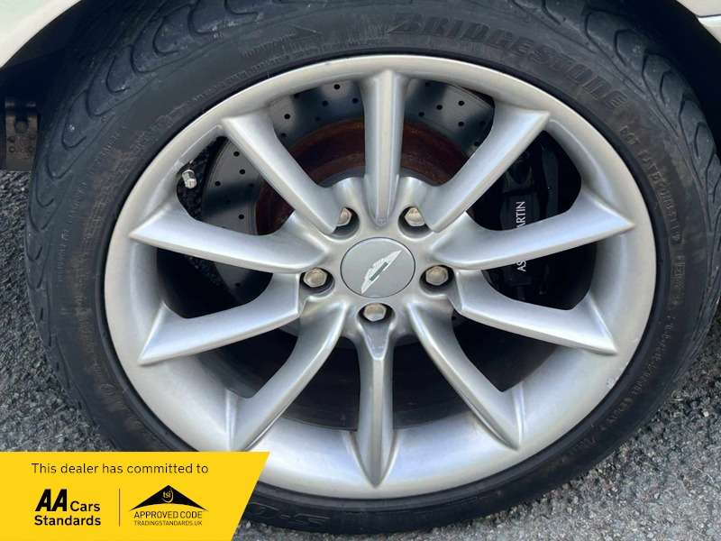 2002 ASTON MARTIN DB7 2002 ASTON MARTIN DB7