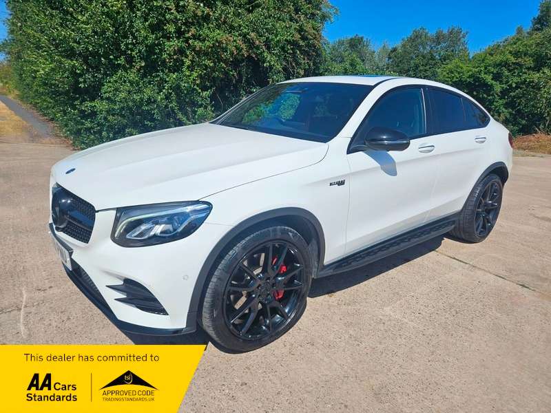 A 2019 MERCEDES GLC CLASS AMG GLC 43 4MATIC PREMIUM PLUS A 2019 MERCEDES GLC CLASS AMG GLC 43 4MATIC PREMIUM PLUS