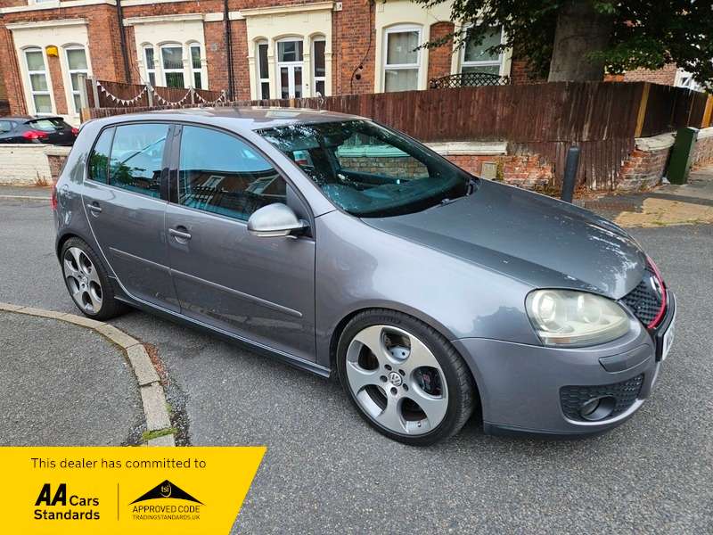 A 2005 VOLKSWAGEN GOLF GTI A 2005 VOLKSWAGEN GOLF GTI