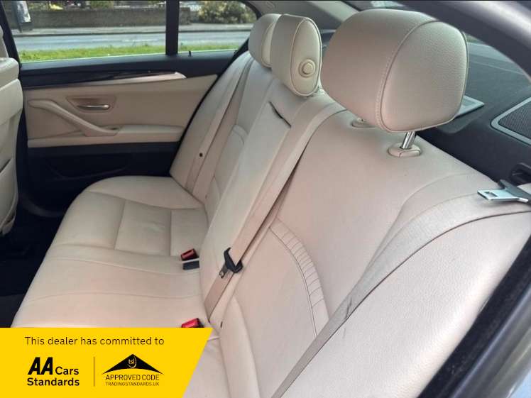 A 2014 BMW 5 SERIES 520D SE A 2014 BMW 5 SERIES 520D SE