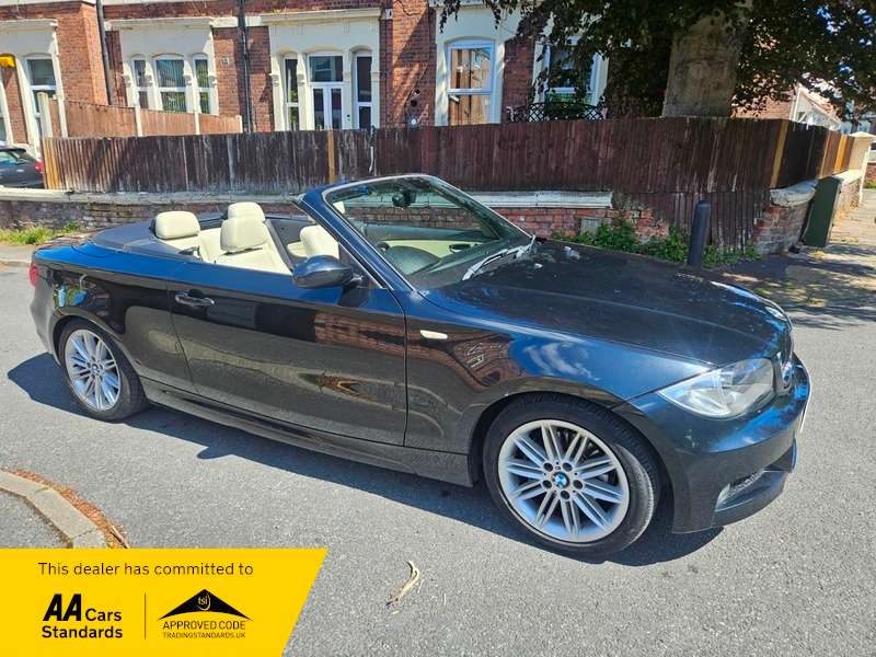 A 2009 BMW 1 SERIES 118i M SPORT A 2009 BMW 1 SERIES 118i M SPORT