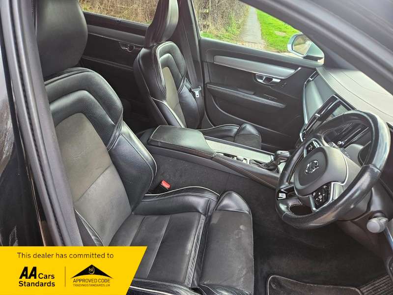 2017 VOLVO S90 2017 VOLVO S90