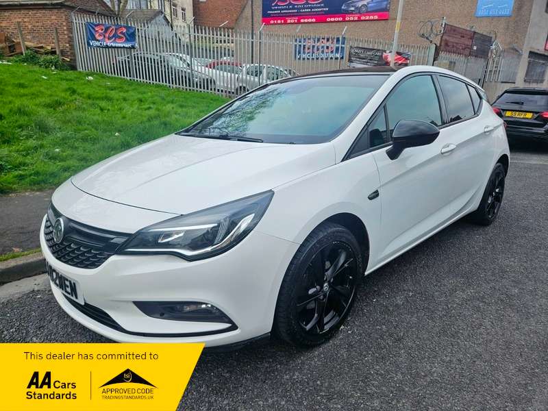 A 2016 VAUXHALL ASTRA 1.4T SRI A 2016 VAUXHALL ASTRA 1.4T SRI