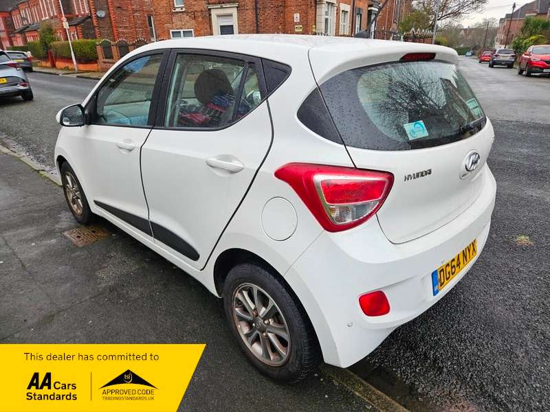 A 2014 HYUNDAI I10 PREMIUM A 2014 HYUNDAI I10 PREMIUM