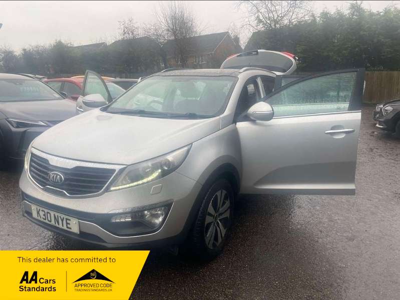 A 2012 KIA SPORTAGE 1.7 CRDI 3 SAT NAV A 2012 KIA SPORTAGE 1.7 CRDI 3 SAT NAV