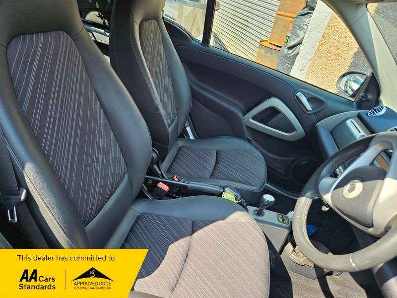 A 2014 SMART FORTWO 1.0 PULSE MHD A 2014 SMART FORTWO 1.0 PULSE MHD