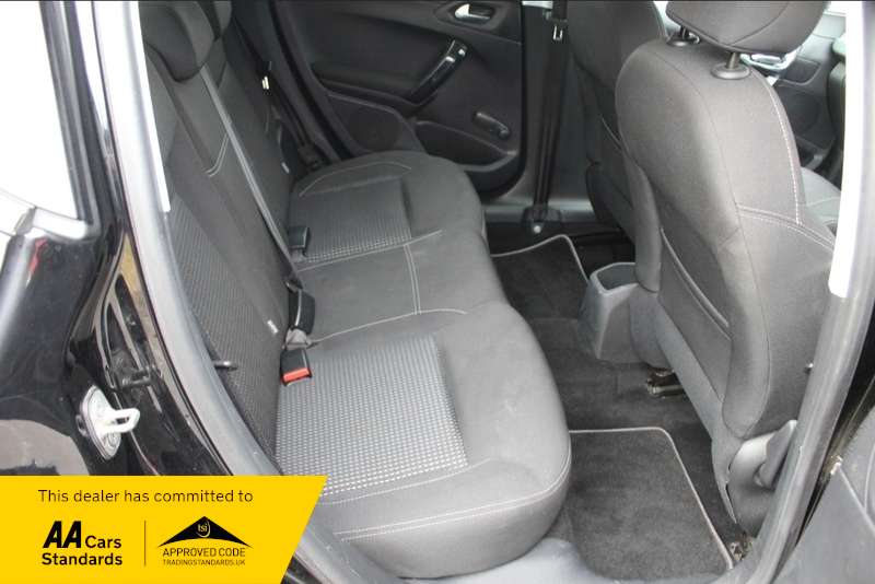 2016 PEUGEOT 208 2016 PEUGEOT 208