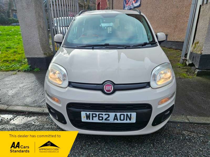 A 2012 FIAT PANDA LOUNGE A 2012 FIAT PANDA LOUNGE