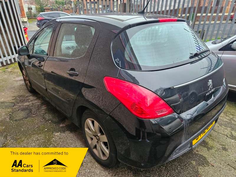 A 2012 PEUGEOT 308 1.6 HDI SR A 2012 PEUGEOT 308 1.6 HDI SR