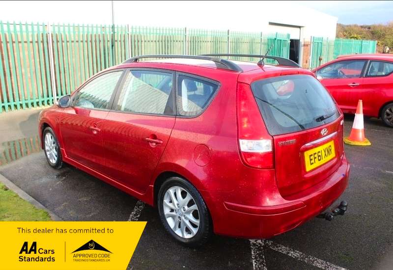 A 2012 HYUNDAI I30 CRDI COMFORT A 2012 HYUNDAI I30 CRDI COMFORT