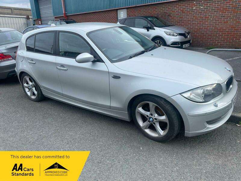 A 2007 BMW 1 SERIES 118d SE A 2007 BMW 1 SERIES 118d SE