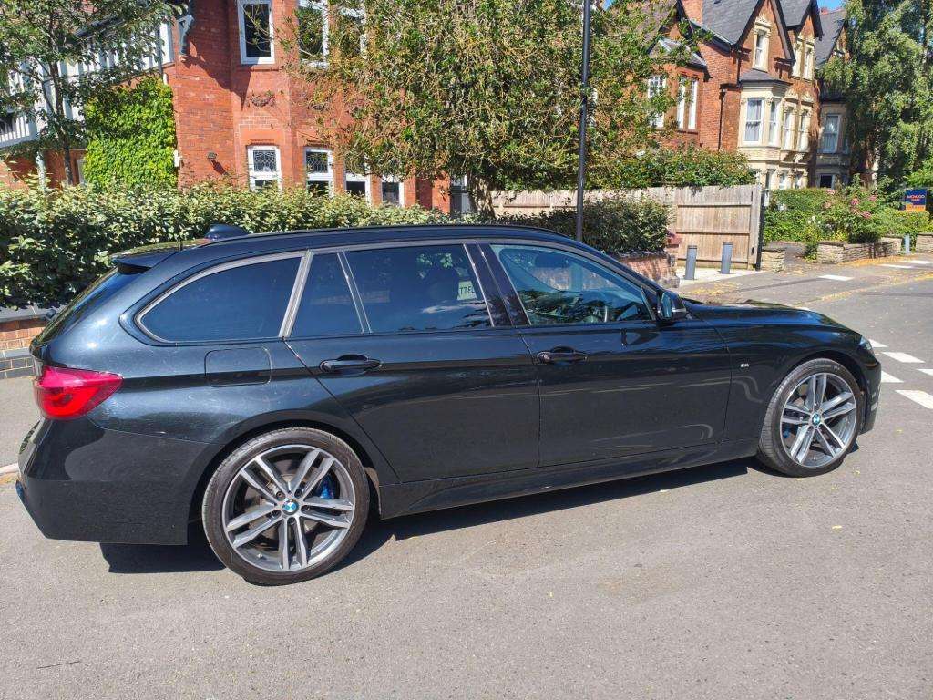 A 2017 BMW 3 SERIES 3.0 335d M Sport Shadow Edition Touring Auto xDriv A 2017 BMW 3 SERIES 3.0 335d M Sport Shadow Edition Touring Auto xDriv