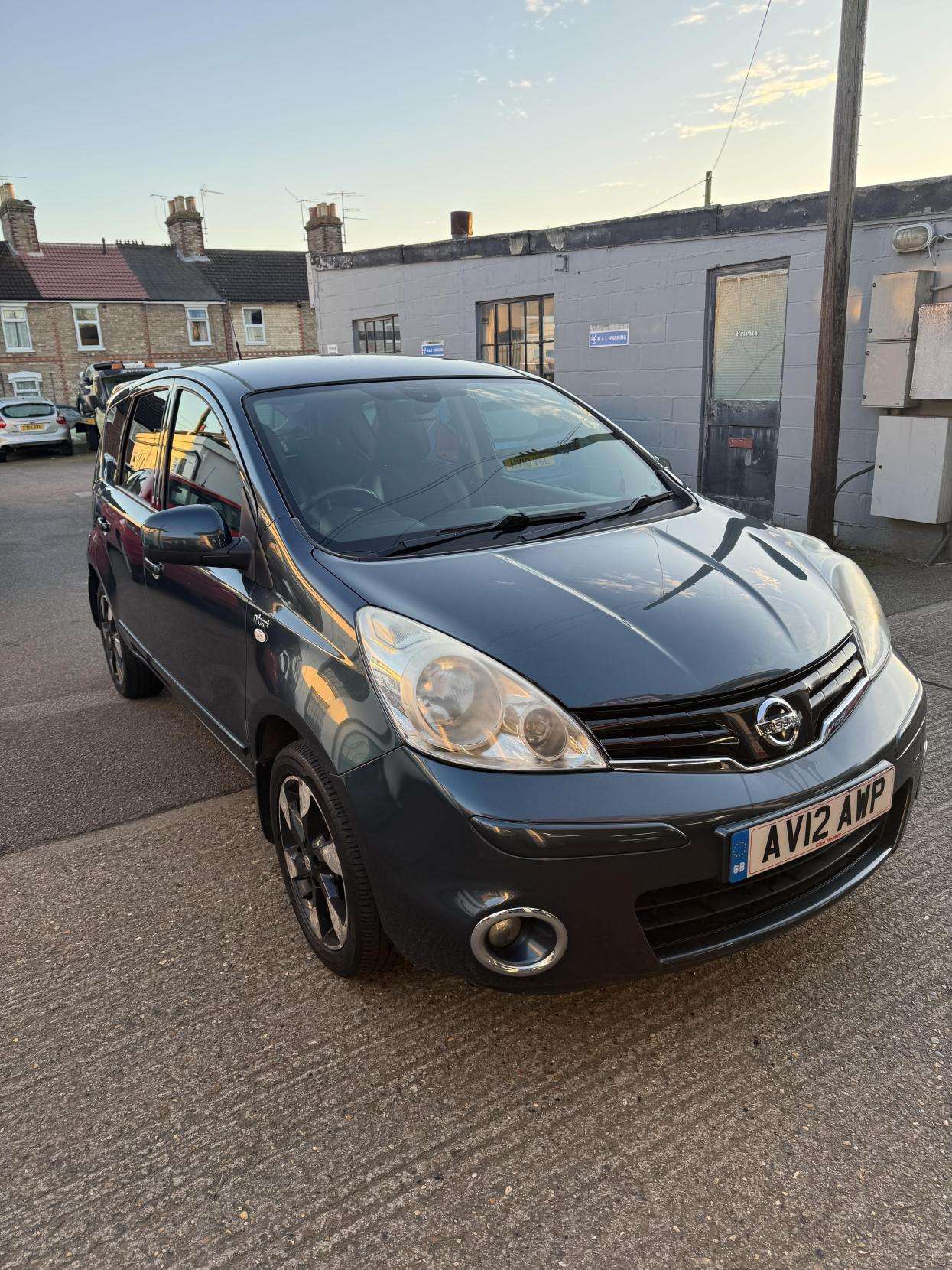 A 2012 NISSAN NOTE 1.4 16V n-tec+ Hatchback 5dr Petrol Manual Euro 5 (88 ps) A 2012 NISSAN NOTE 1.4 16V n-tec+ Hatchback 5dr Petrol Manual Euro 5 (88 ps)