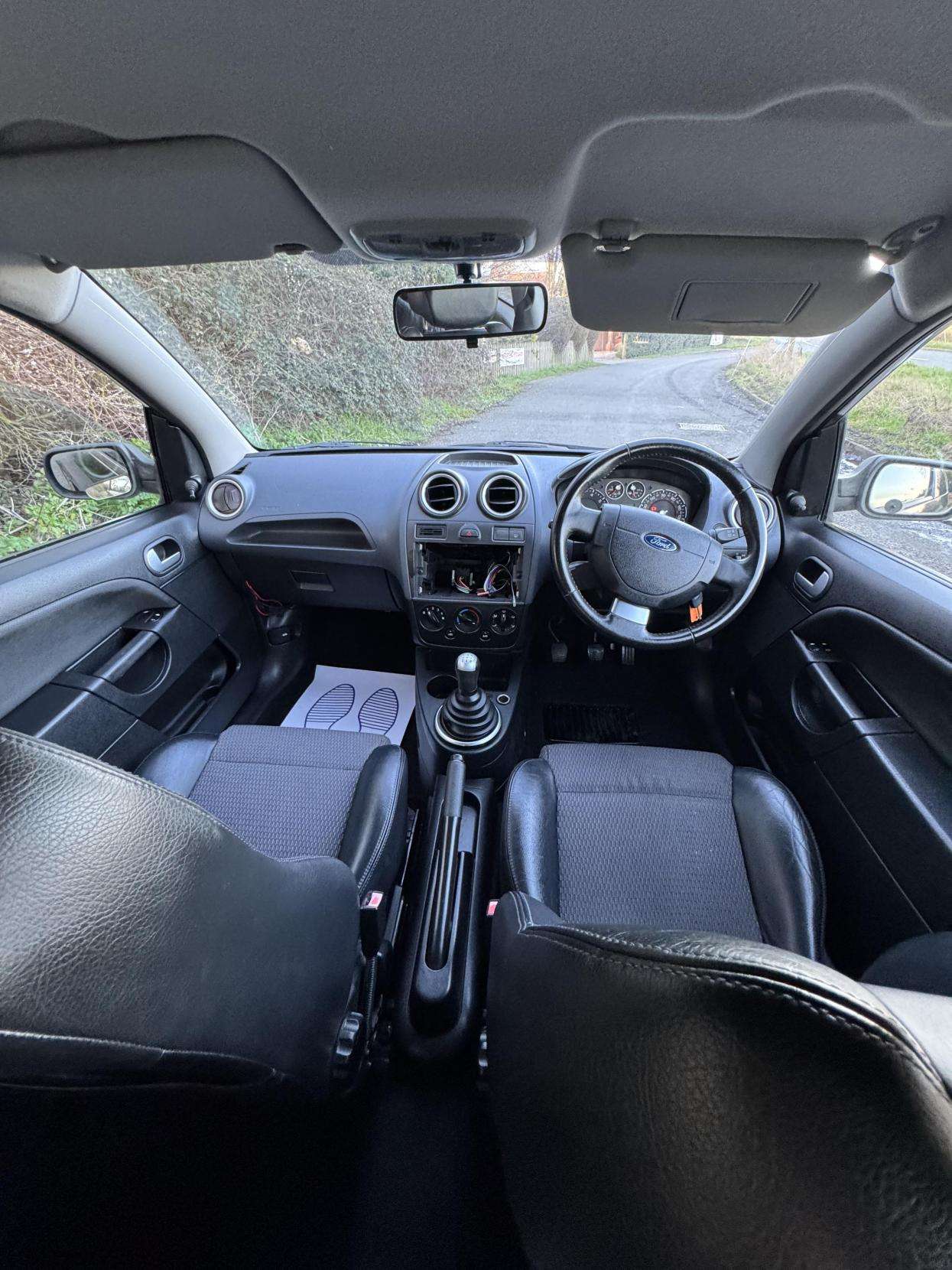 2006 FORD FIESTA 2006 FORD FIESTA