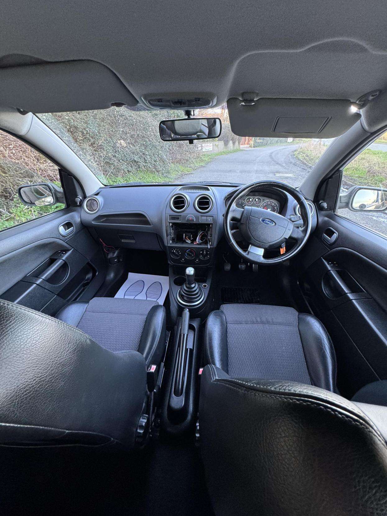 2006 FORD FIESTA 2006 FORD FIESTA