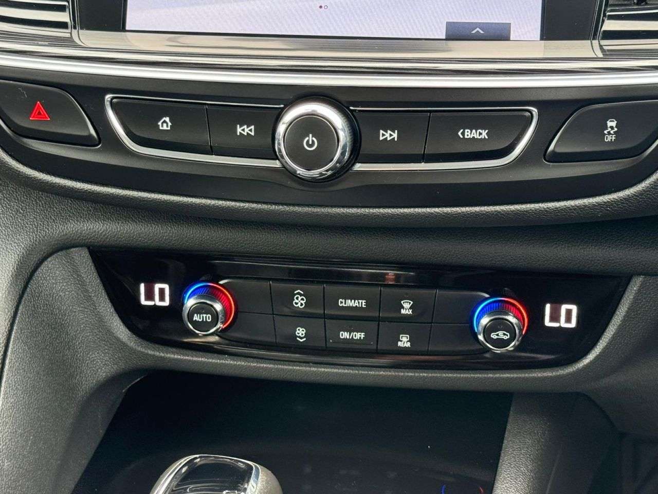 2017 VAUXHALL INSIGNIA 2017 VAUXHALL INSIGNIA