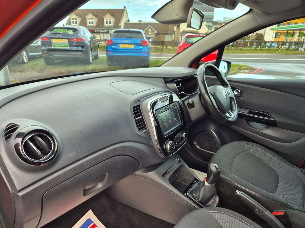 2017 RENAULT CAPTUR 2017 RENAULT CAPTUR