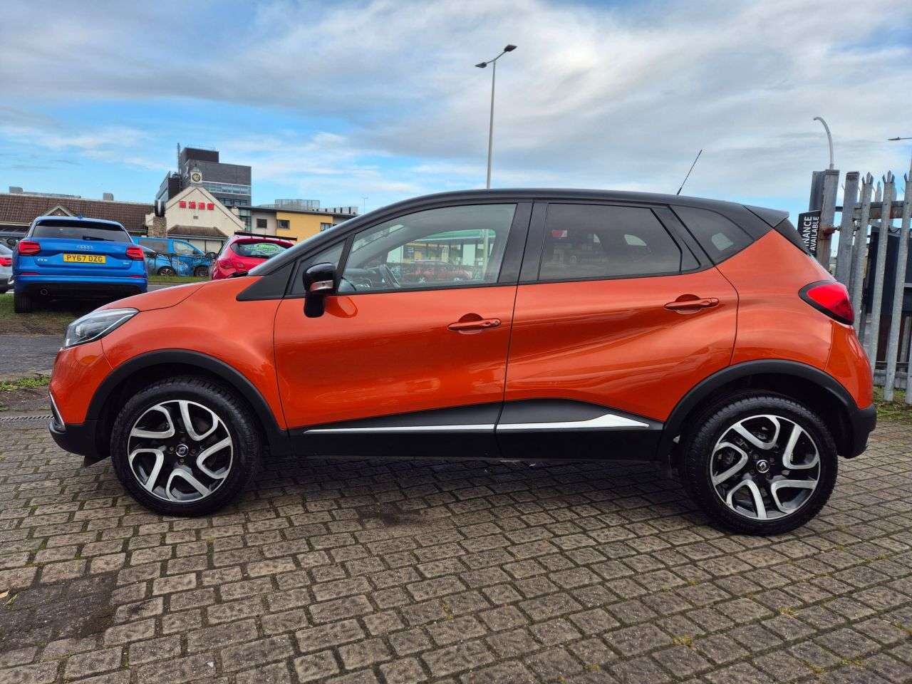 2017 RENAULT CAPTUR 2017 RENAULT CAPTUR