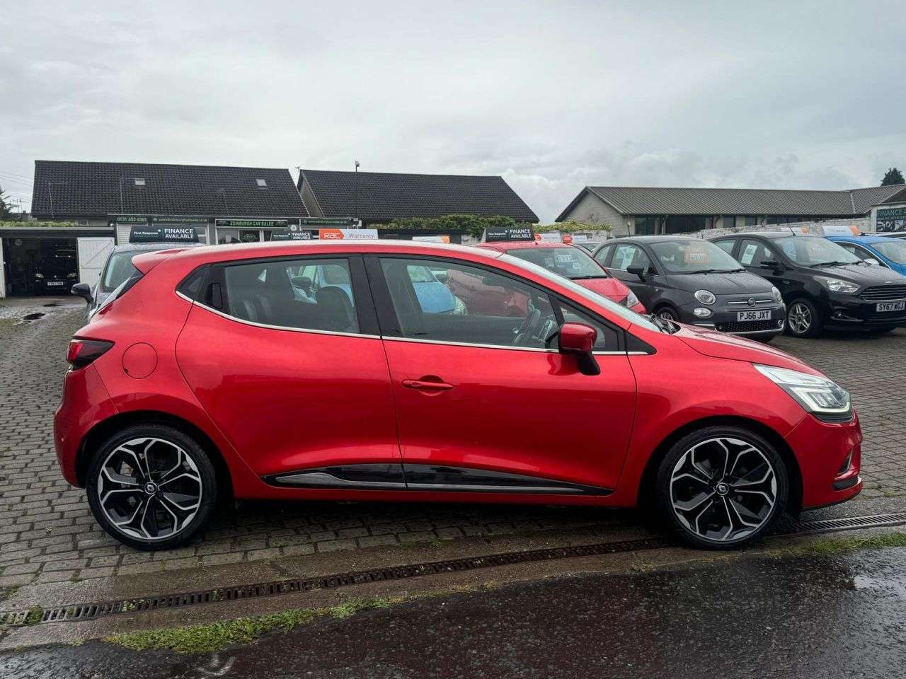 2017 RENAULT CLIO 2017 RENAULT CLIO