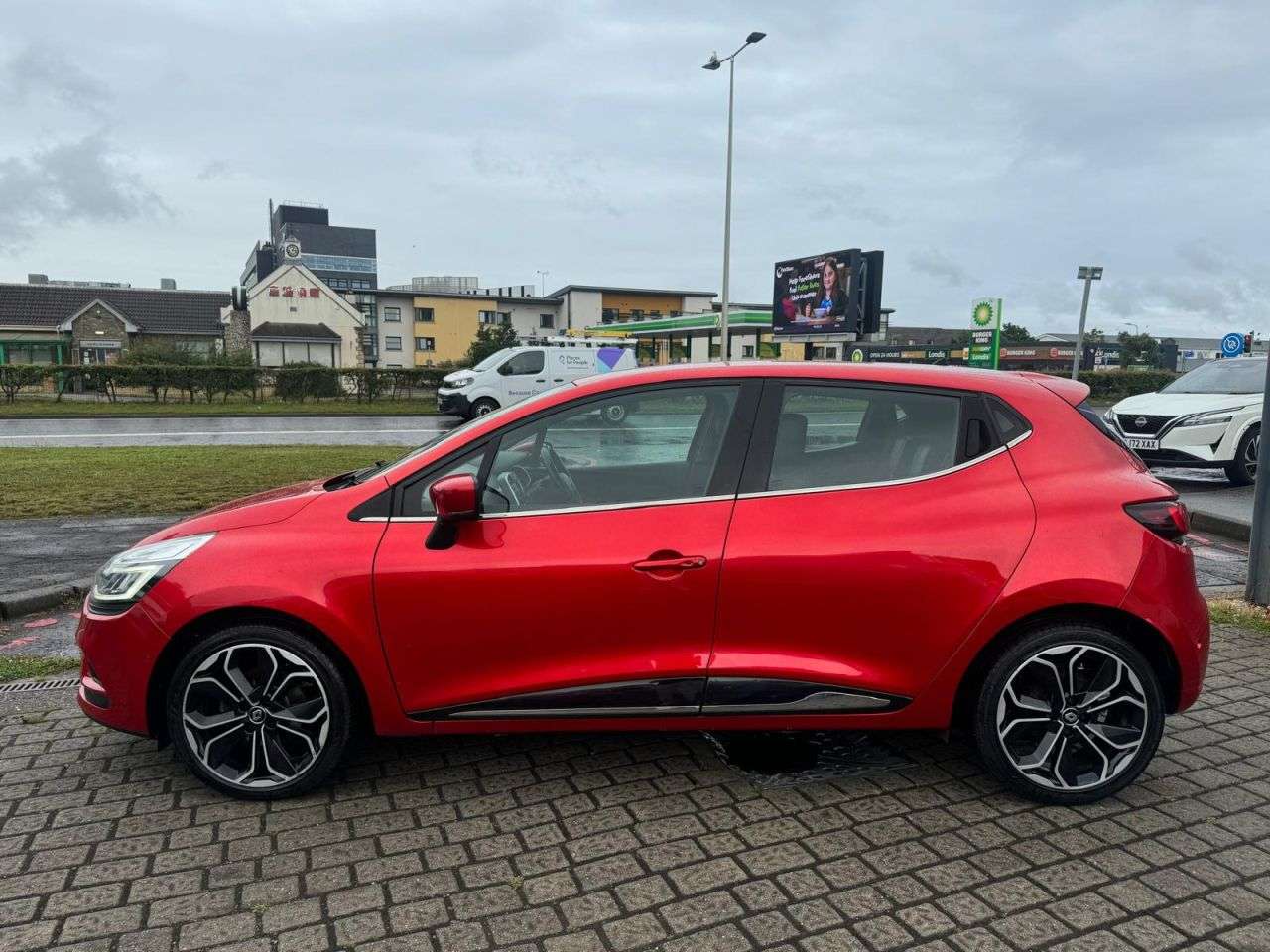 2017 RENAULT CLIO 2017 RENAULT CLIO
