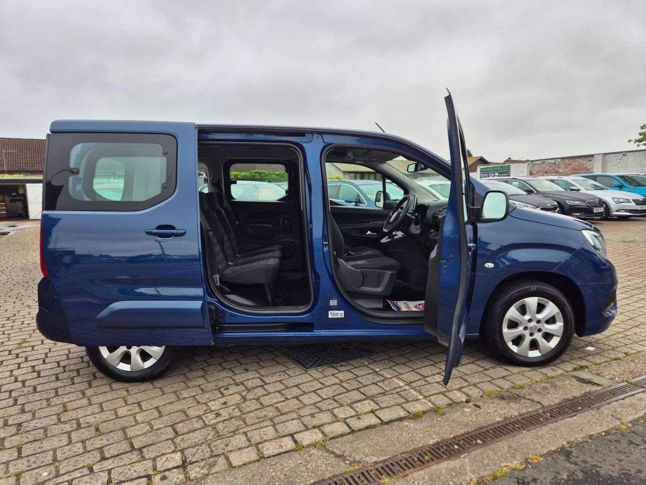 2020 VAUXHALL COMBO LIFE 2020 VAUXHALL COMBO LIFE