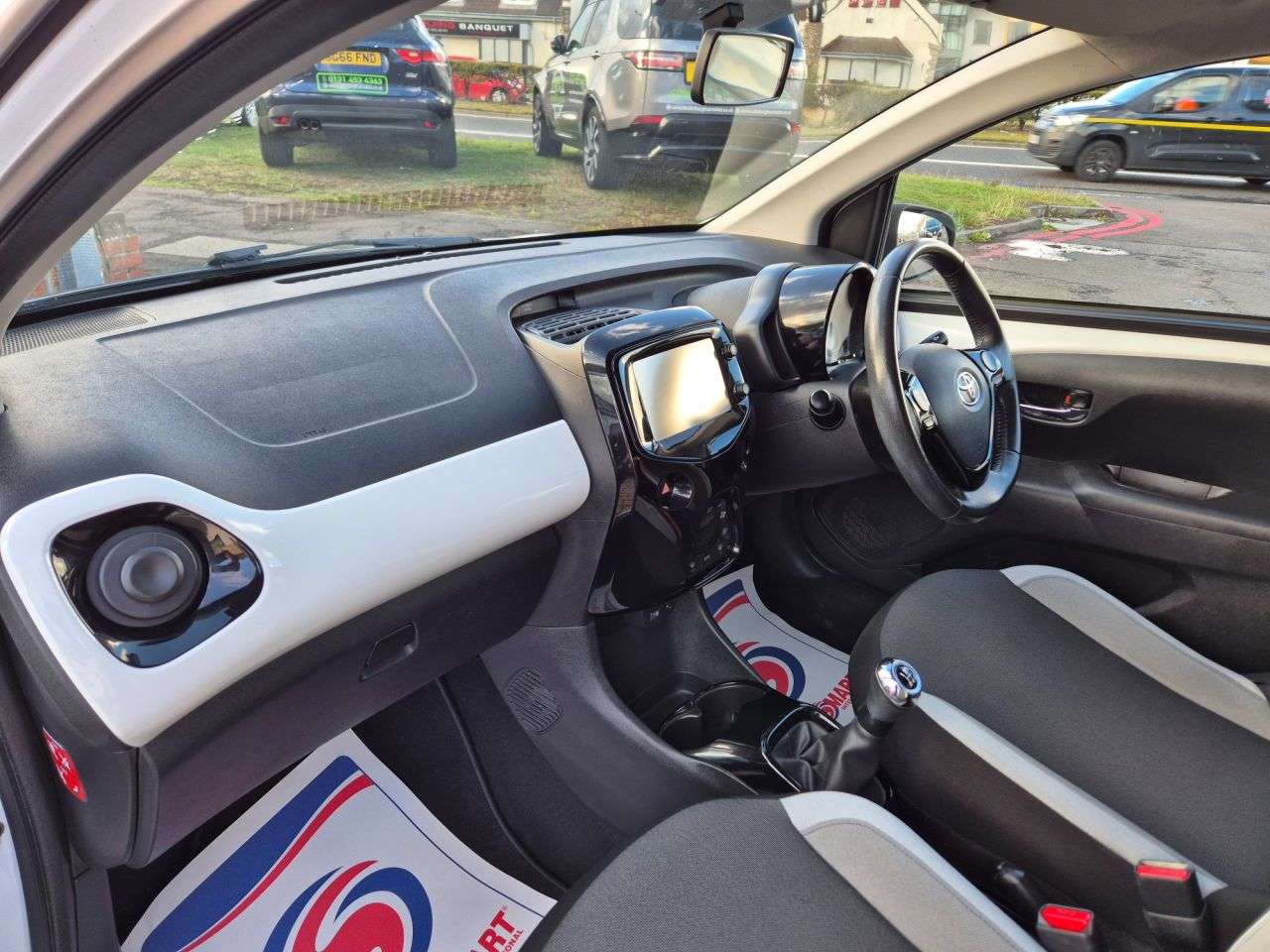 2017 TOYOTA AYGO 2017 TOYOTA AYGO