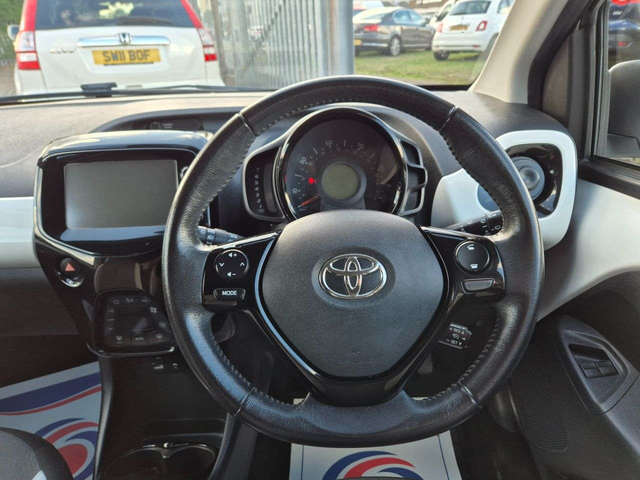 2017 TOYOTA AYGO 2017 TOYOTA AYGO