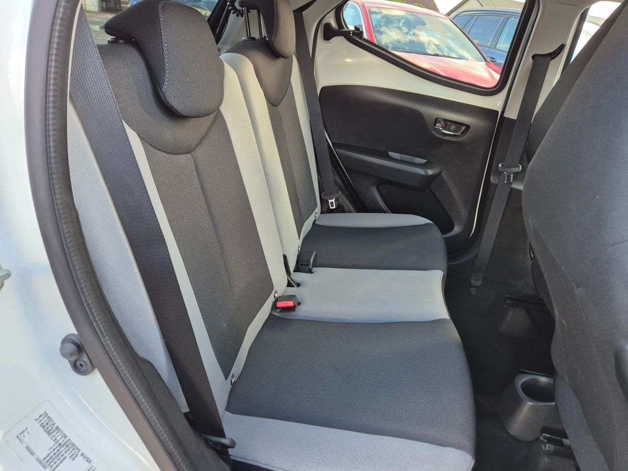 2017 TOYOTA AYGO 2017 TOYOTA AYGO