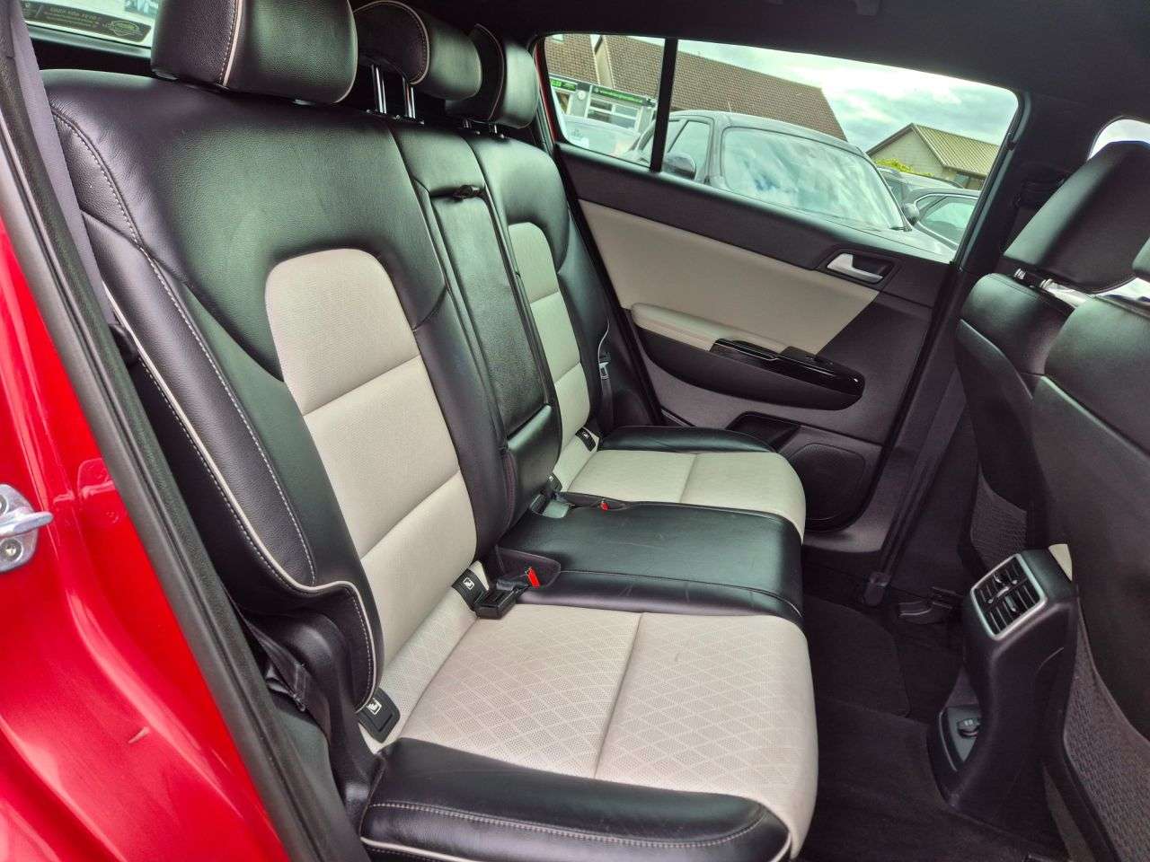 2018 KIA SPORTAGE 2018 KIA SPORTAGE