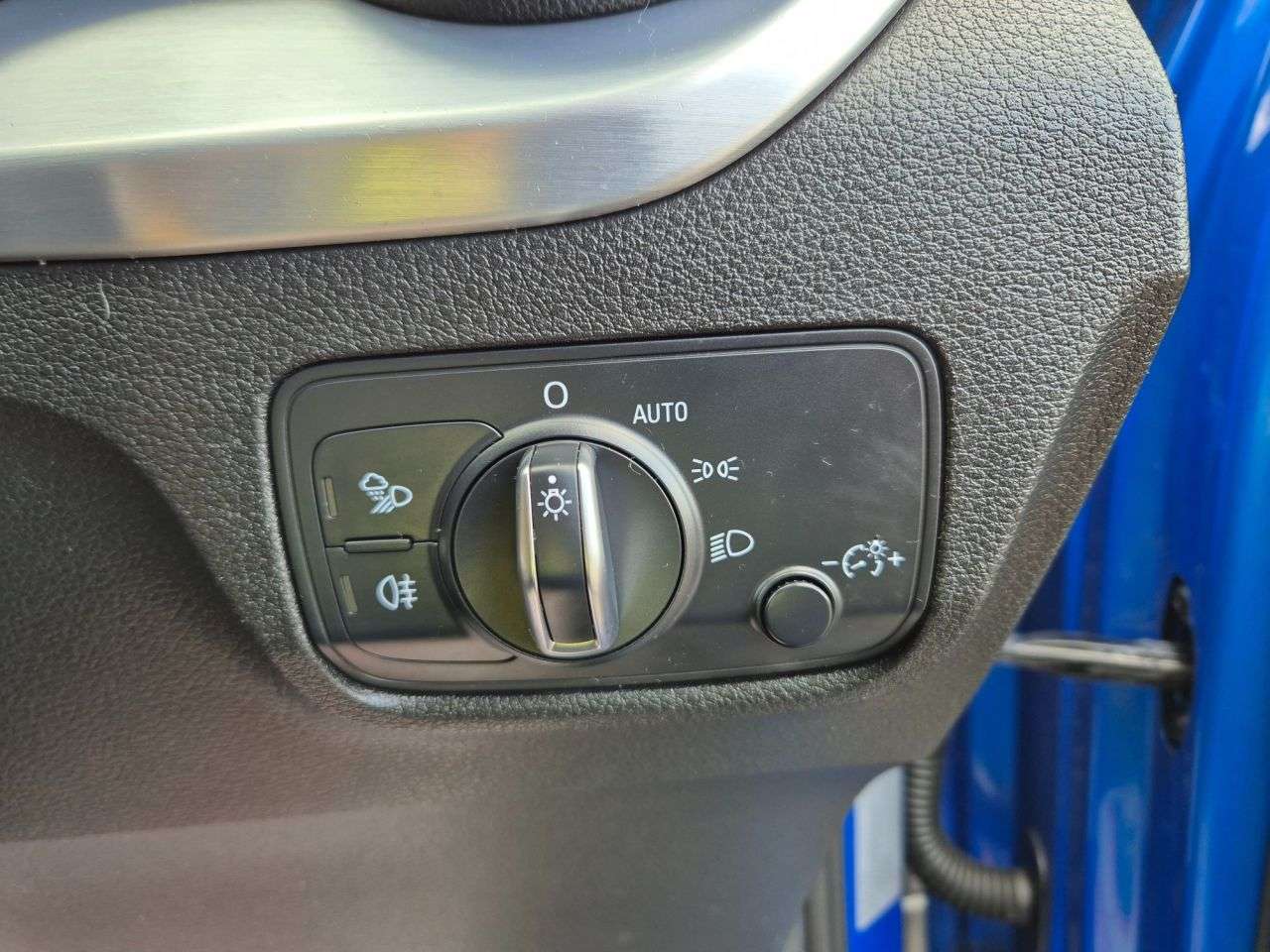 2017 AUDI Q2 2017 AUDI Q2