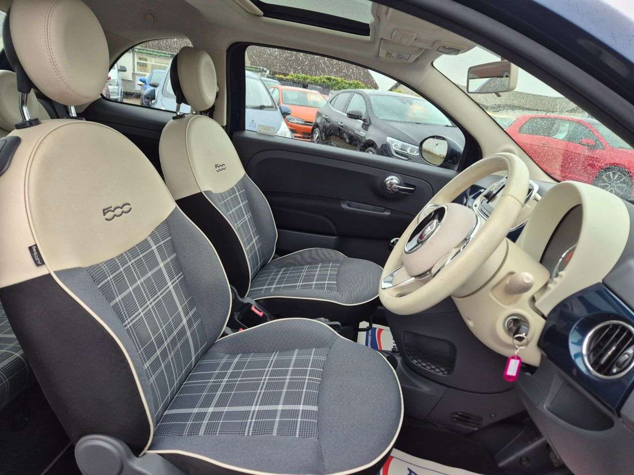 2016 FIAT 500 2016 FIAT 500
