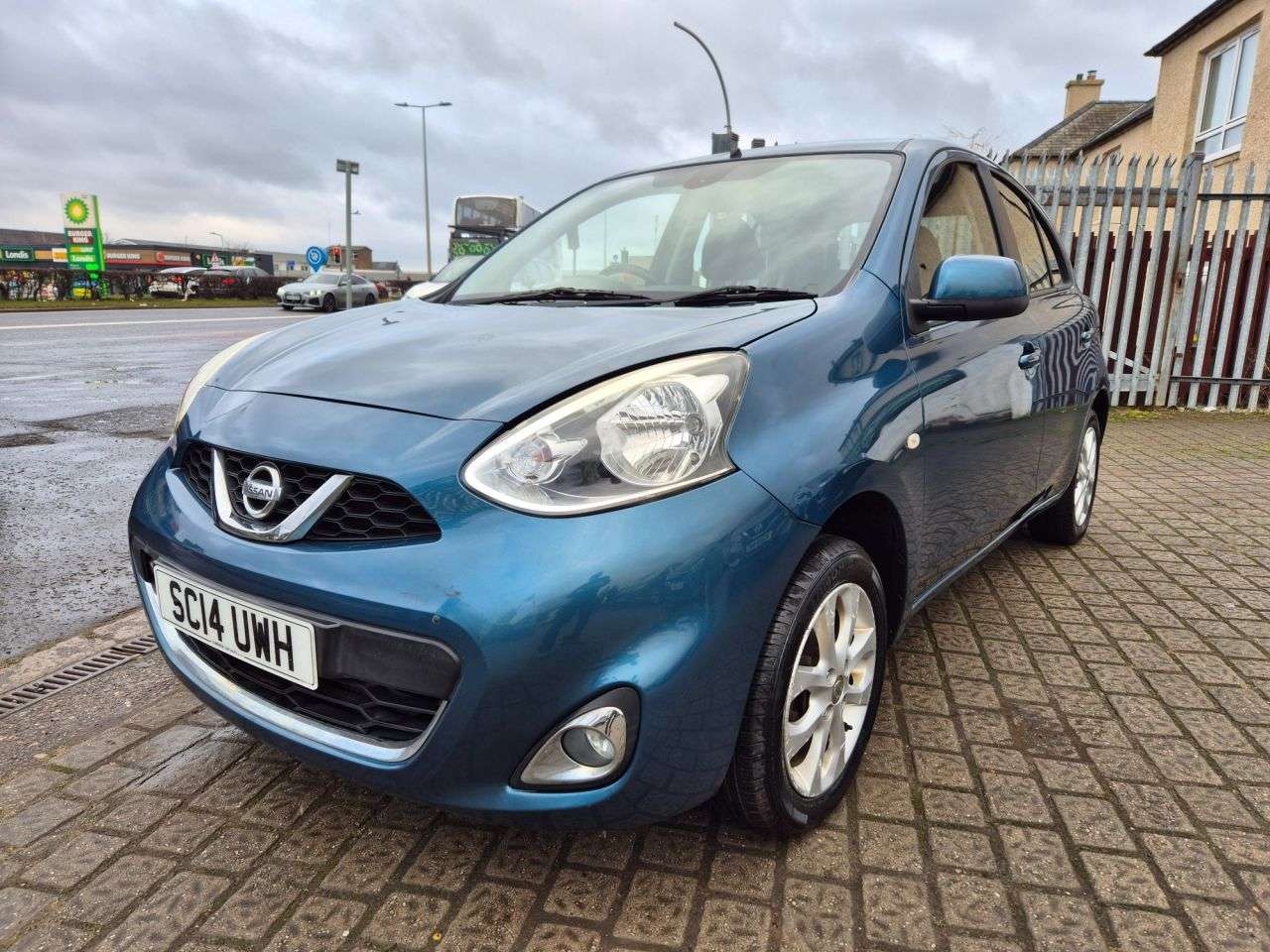 A 2014 NISSAN MICRA 1.2 Acenta Hatchback 5dr Petrol Manual Euro 5 (80 ps) A 2014 NISSAN MICRA 1.2 Acenta Hatchback 5dr Petrol Manual Euro 5 (80 ps)