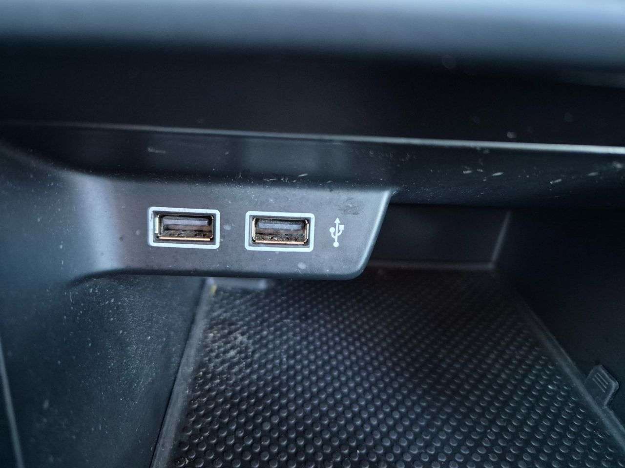 2019 VOLKSWAGEN POLO 2019 VOLKSWAGEN POLO