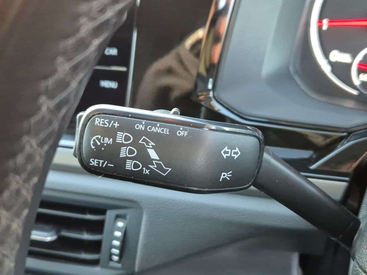 2019 VOLKSWAGEN POLO 2019 VOLKSWAGEN POLO