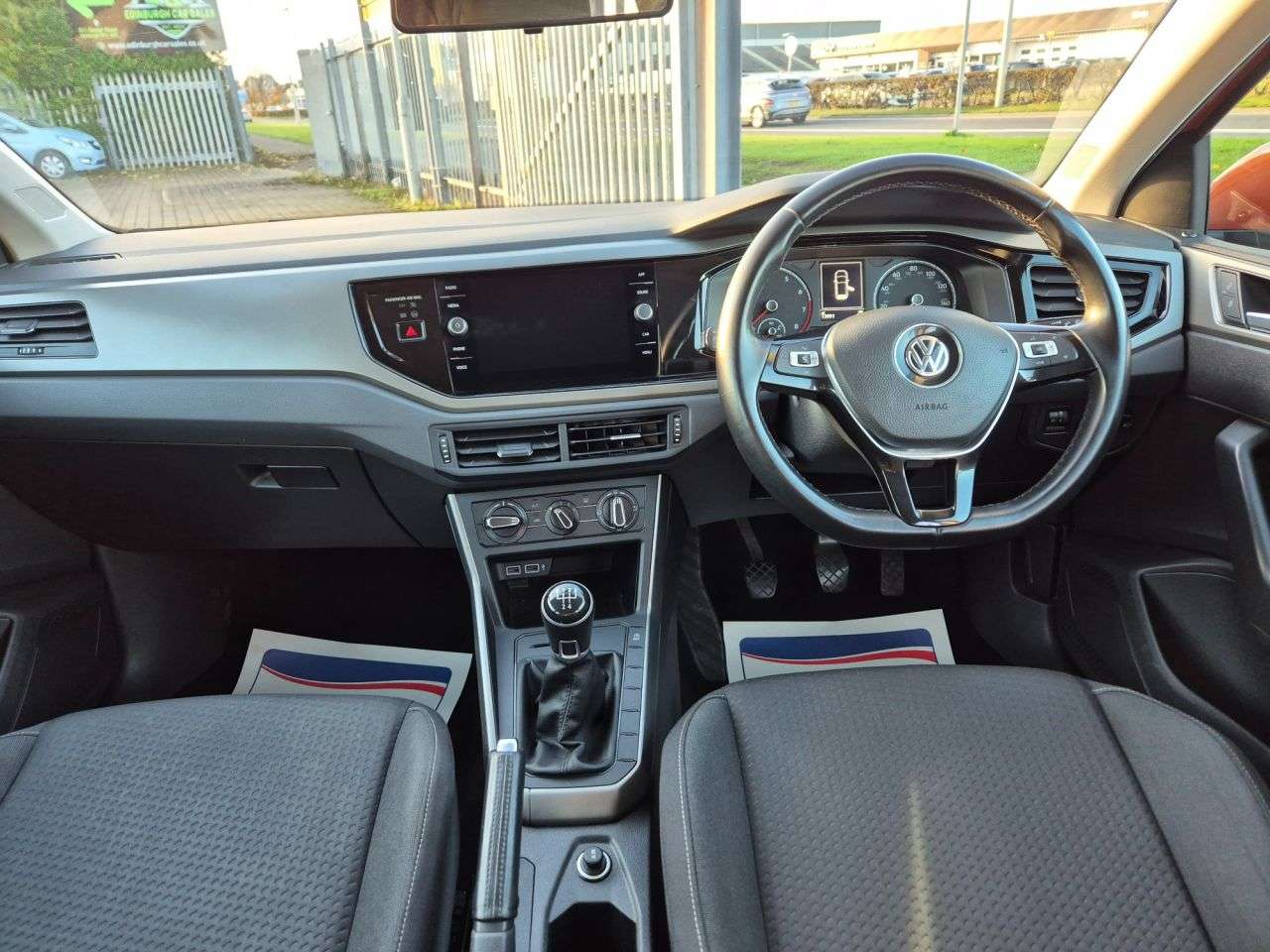 2019 VOLKSWAGEN POLO 2019 VOLKSWAGEN POLO