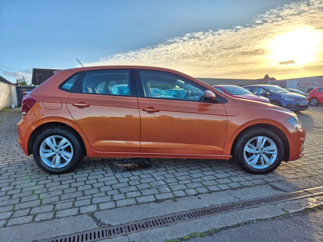 2019 VOLKSWAGEN POLO 2019 VOLKSWAGEN POLO