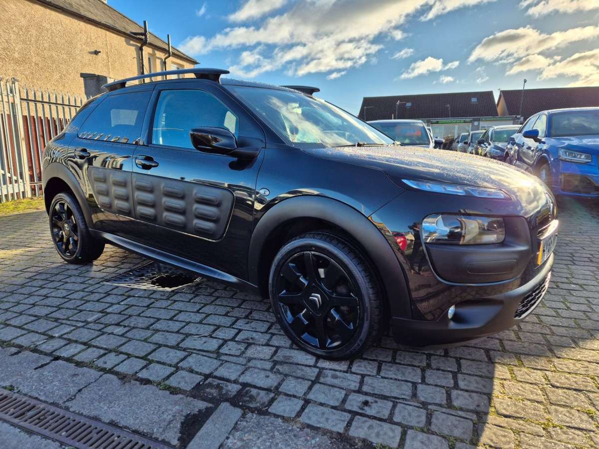 Check out this Citroen C4 Cactus 2016 Diesel Manual