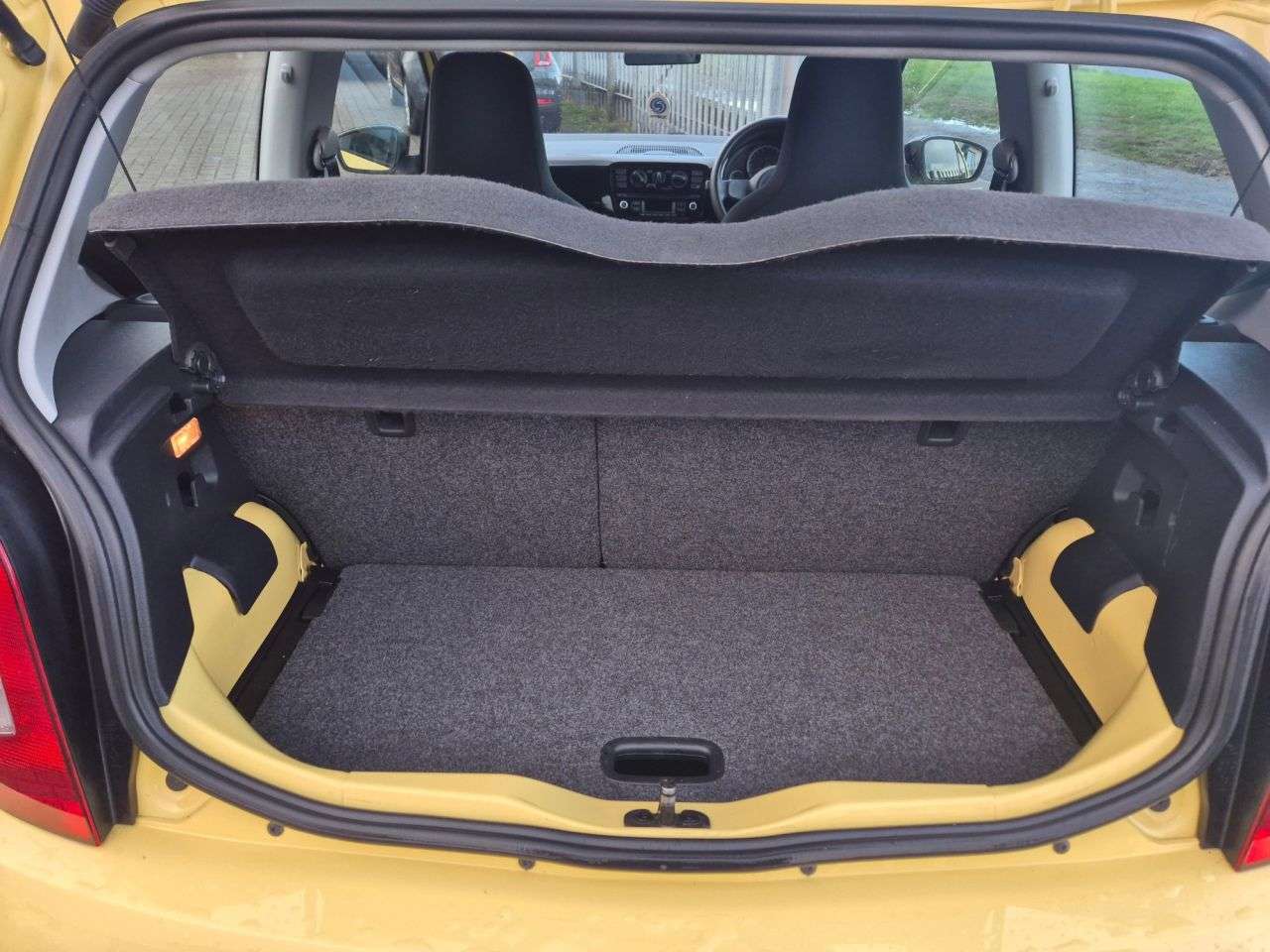 2016 VOLKSWAGEN UP! 2016 VOLKSWAGEN UP!