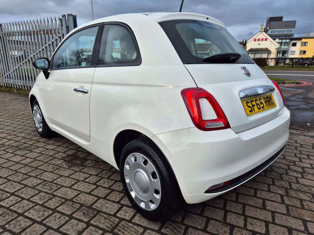 2016 FIAT 500 2016 FIAT 500
