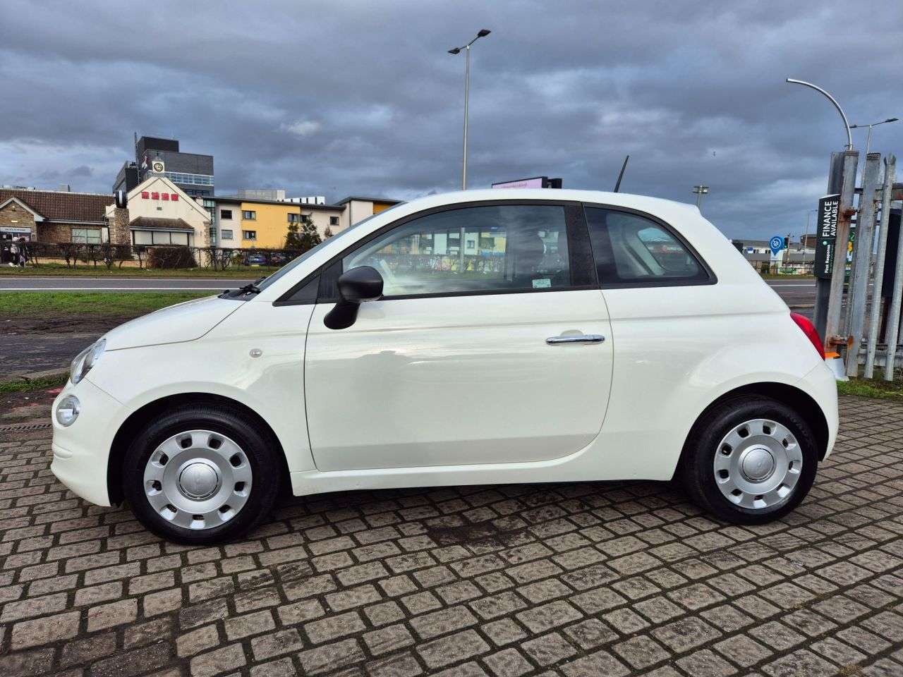 2016 FIAT 500 2016 FIAT 500