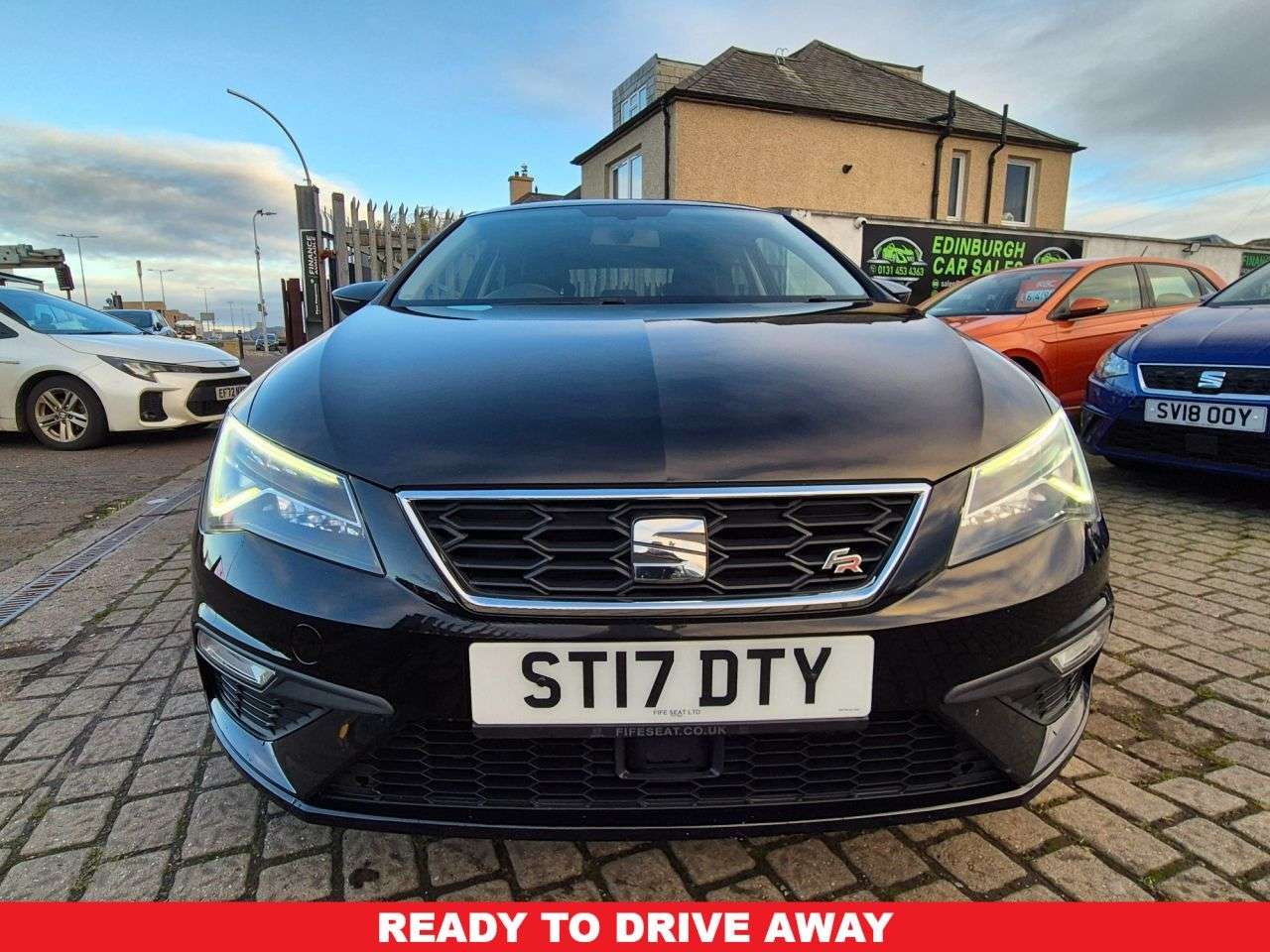 A 2017 SEAT LEON 2.0 TDI FR Technology Sport Coupe 3dr Diesel Manual Euro 6 (s/s) (150 ps) A 2017 SEAT LEON 2.0 TDI FR Technology Sport Coupe 3dr Diesel Manual Euro 6 (s/s) (150 ps)