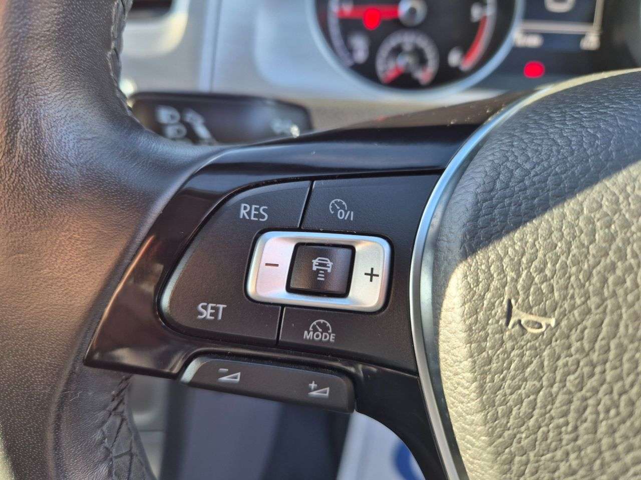 2016 VOLKSWAGEN GOLF 2016 VOLKSWAGEN GOLF