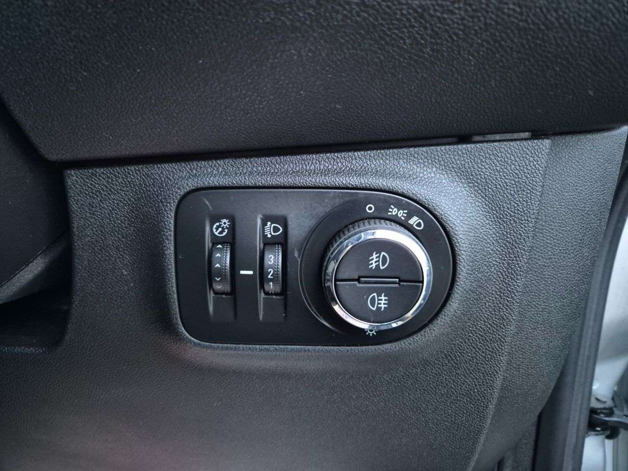 2015 VAUXHALL CORSA 2015 VAUXHALL CORSA