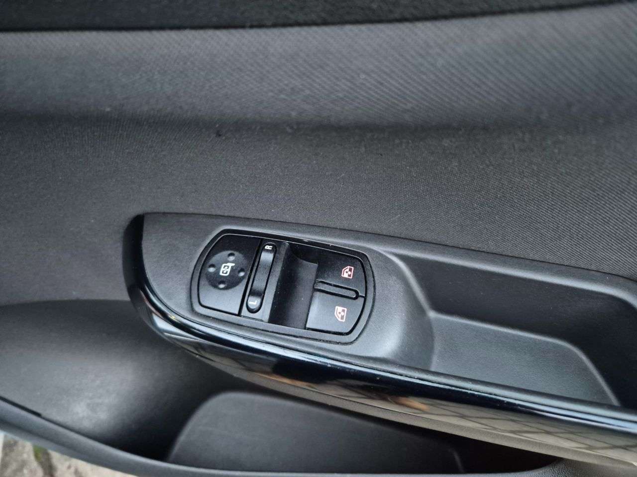 2015 VAUXHALL CORSA 2015 VAUXHALL CORSA