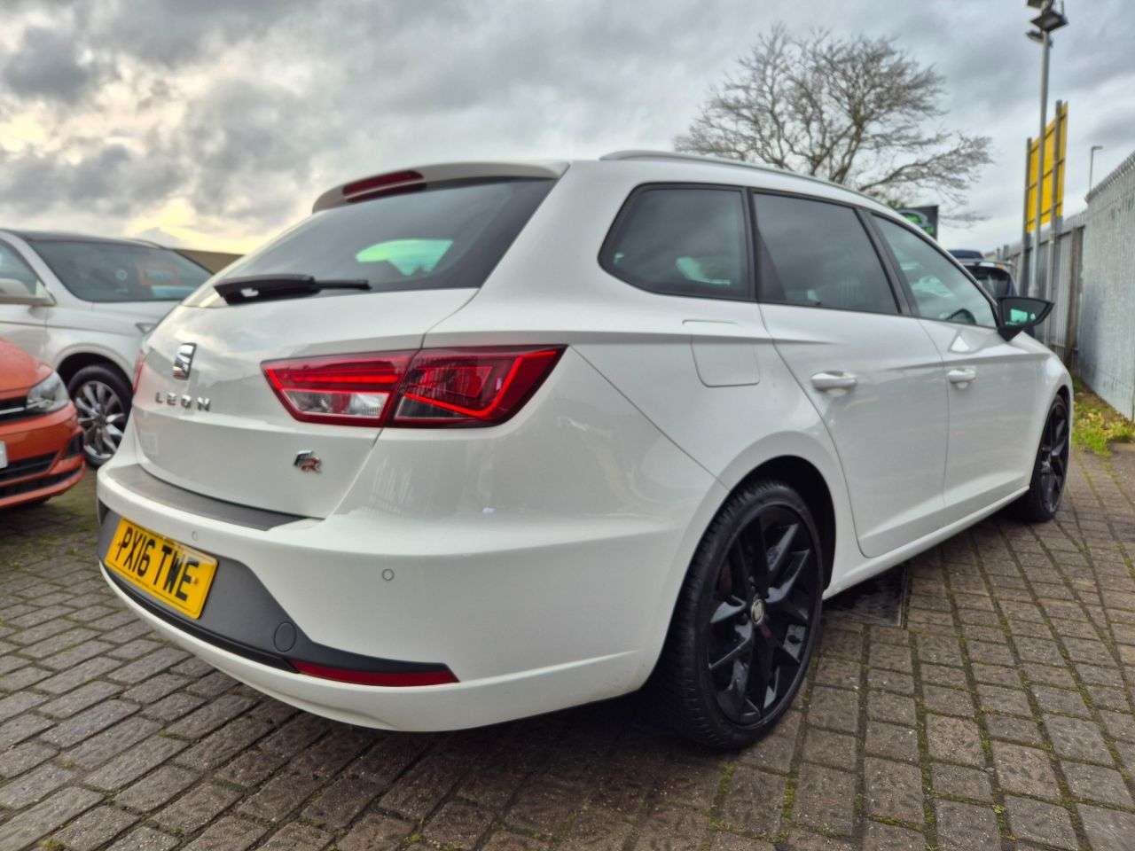 2016 SEAT LEON 2016 SEAT LEON