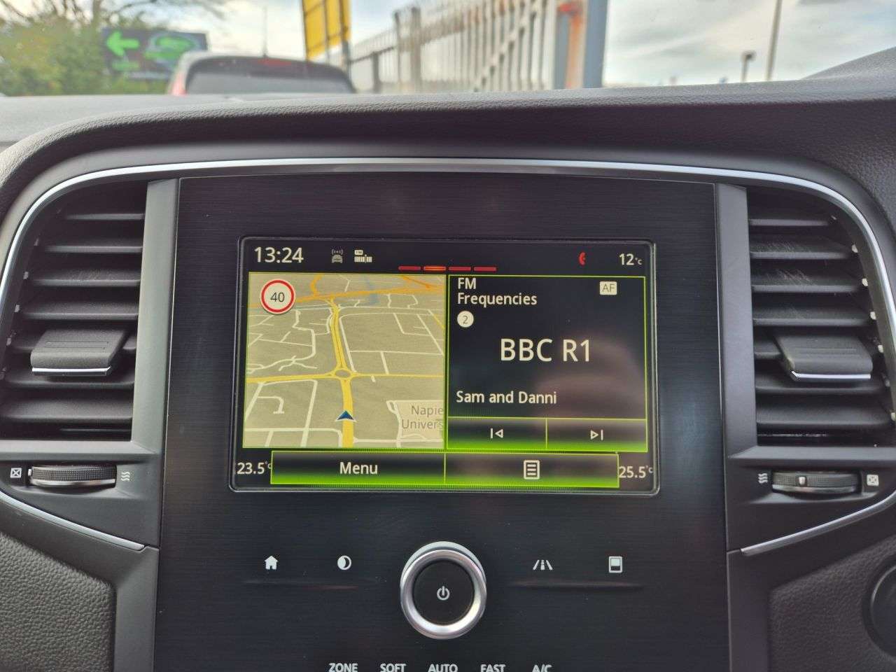 2017 RENAULT MEGANE 2017 RENAULT MEGANE