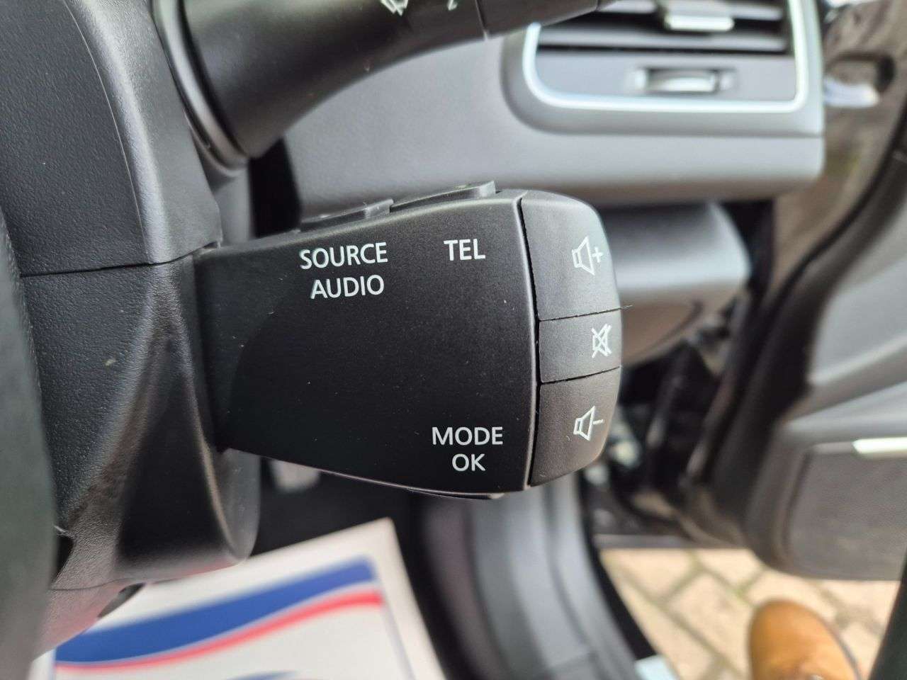 2017 RENAULT MEGANE 2017 RENAULT MEGANE