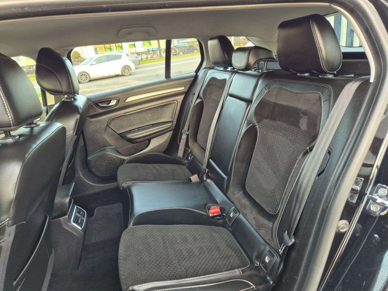 2017 RENAULT MEGANE 2017 RENAULT MEGANE